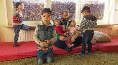 Kush është Ahmedi? 32-vjeçari që deklaron hapur se ka 3 gra dhe 6 fëmijë