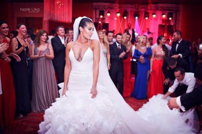 Dasmat e VIP-ave ndër vite, kush është nusja shqiptare më e bukur? (FOTO)