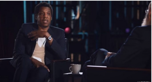 Jay-Z flet për mamanë e tij dhe emocionet që ka kaluar: “Kam qarë kur më tha se është lezbike”