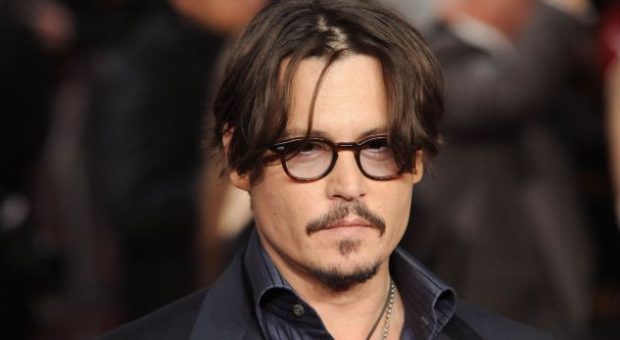 Legjendari i “PIRATEVE TË KARAIBEVE” Johnny Depp sot feston ditëlindjen, mbush plotë…