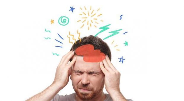 MOS I HUMBISNI/ Ja cilat janë shenjat që paralajmërojnë migrenën