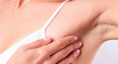 Ja disa nga siptomat që duhet të dini rreth kancerit të gjirit: Nga tkurrja e gjoksit deri te…