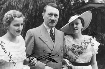 “Mamaja ime bënte seks me Hitlerin”/ Rrëfehet vajza e aktores së njohur (FOTO)