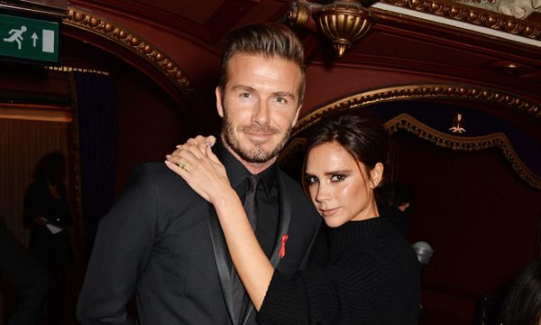 Dashuri si e Victoria dhe David Beckham/ Çifti i njohur vërtetojnë dhe se sa e fortë është marrëdhënia e tyre (FOTO)