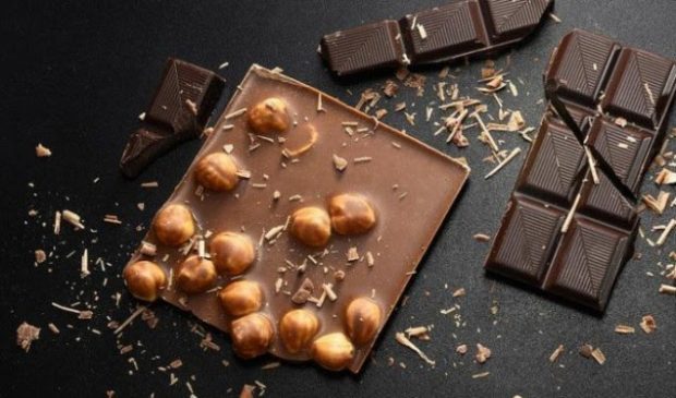 Nëntë fakte shkencore pse çokollata është e shëndetshme