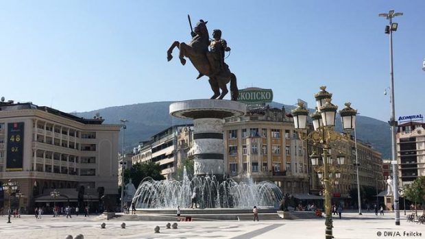 “Antikiteti absurd i Shkupit”/ Të rizbulosh historinë (FOTO)