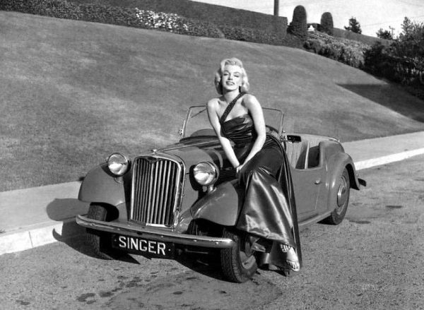 Makina e ikonës Marilyn Monroe del në ankand me çmim marramendës