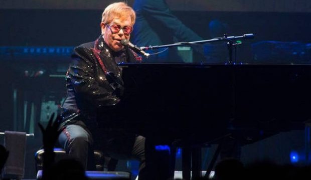 50 VITE KARRIERË/ Turi i fundit i Elton John