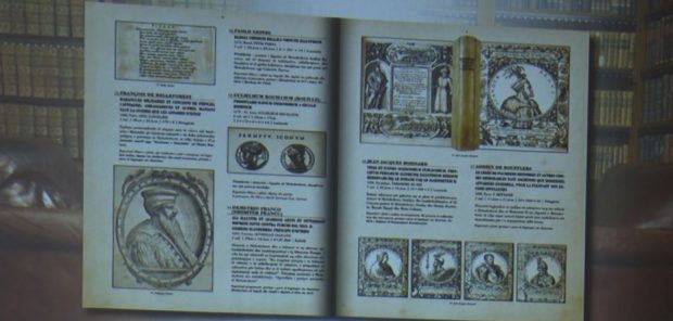 NGA SKËNDERBEU TEK PAVARSIA/ Koleksionet për herë të parë në muzeun historik (VIDEO)