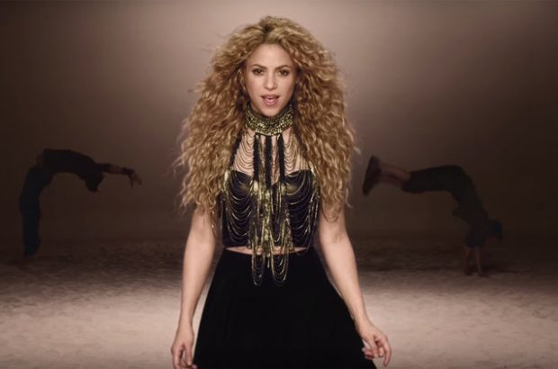 “DO TË HABITENI”/ Bëhuni gati për të kërcyer sepse po vjen Shakira (FOTO)