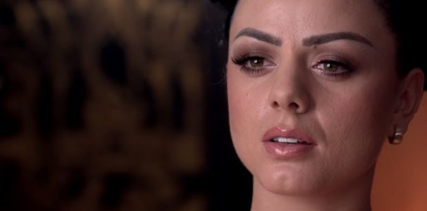 NGECI KUR FOLI PËR VENDIN/ Kjo video e Miss Kosovës po bën xhiron e rrjetit