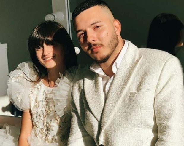 “KËNGA MAGJIKE 2018″/ Ardit Çuni dhe Daniela Toçi fitojn çmimin e “Radio televizionit të 21” (FOTO)