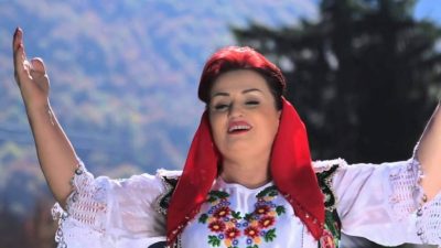 48 VITE KARRIERË/ Fatmira Breçani: Shqiptarët të bëjnë të japësh maksimumin për ta