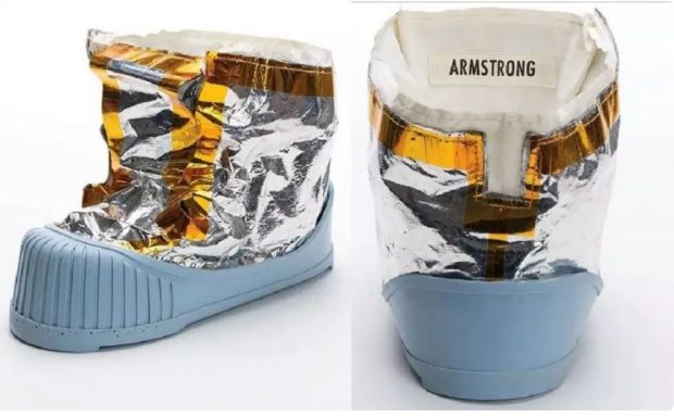 PËR 49 MIJË DOLLARË/ Shitet këpuca e veshur nga Neil Armstrong