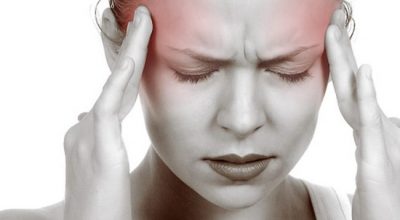 SIPAS STUDIMIT/ Migrena mund t’ua shkaktojë një problem më të madh shëndetësor grave