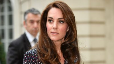 PA FJALË/ Kate Middleton shkëlqen në ceremoninë e çmimeve Bafta dhe duket përrallore