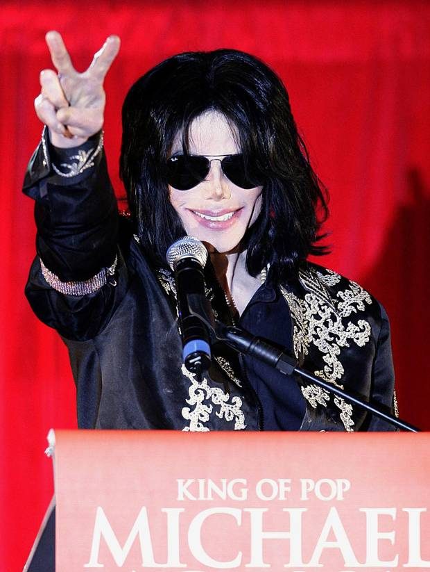 “NDIHEM KEQ…”/ Interneti mërzitet me aktoren e famshme pas deklaratës që bëri për Michael Jackson