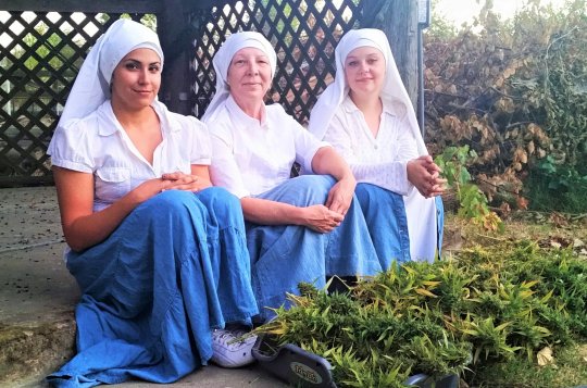 E PAZAKONTË/  Njihuni me murgeshat që fitojnë 1 milion dollarë në vit nga shitja e kanabisit