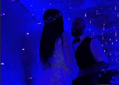 SI NJË PRINCESHË/ Dalin PAMJET brenda dasmë së vajzës së Stefi Priftit (VIDEO)