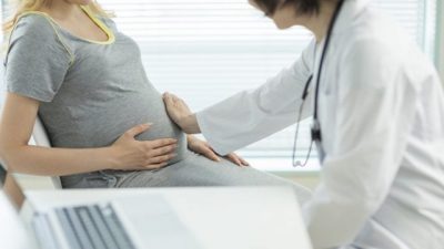 DUHET TI DINI/ Cilat sëmundje të nënës duhet të kurohen përpara shtatzënisë?