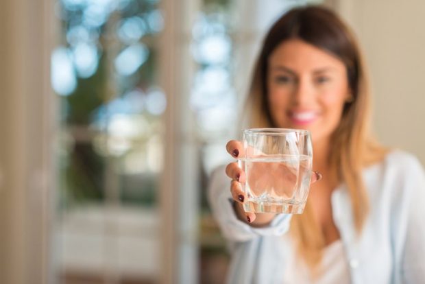 NUK NA KISHTE SHKUAR MENDJA/ E dini se uji ‘i rëndë’ parandalon kancerin?