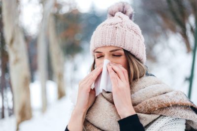 MËSOJENI TANI/ Ç’lidhje kanë periodat me gripin?