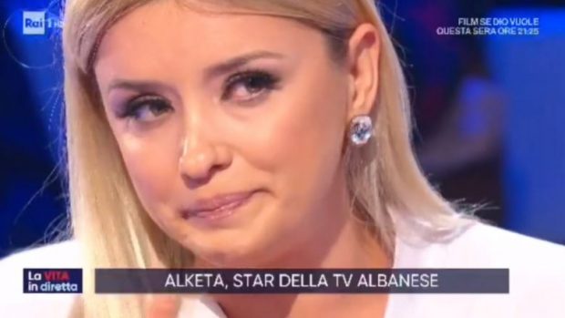 “TROKITA SHUMË DYER”/ Alketa Vejsiu zbulon si e realizoi ëndrrën e saj të madhe të Sanremos: Njeriu që dashuroj më mësoi se…