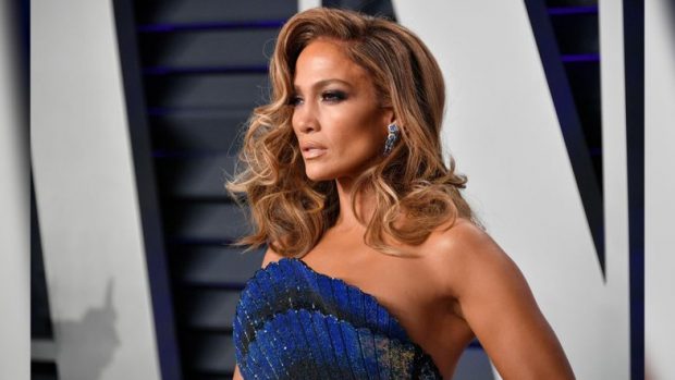NËSE PRISNI TË…/ Si duket Jennifer Lopez e pa nxirë dhe pa zgjatime flokësh