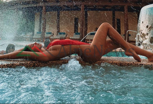 “OBOBO…”/ Oriola poston foton me bikini dhe duket super seksi