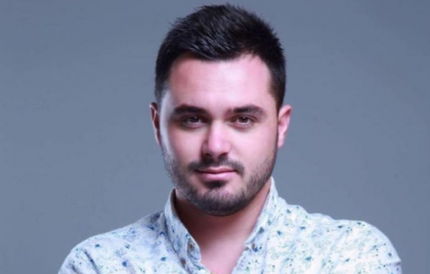 “MË MUNDOI”/ Pas 23 ditësh në spital këngëtari shqiptar fiton betejën me COVID-19: Mos thoni se është vetëm grip