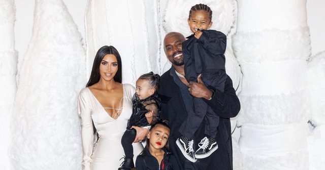 U DIVORCUAN PAK KOHË MË PARË/ Por Kanye West i kërkon Kim-it publikisht të rikthehen bashkë