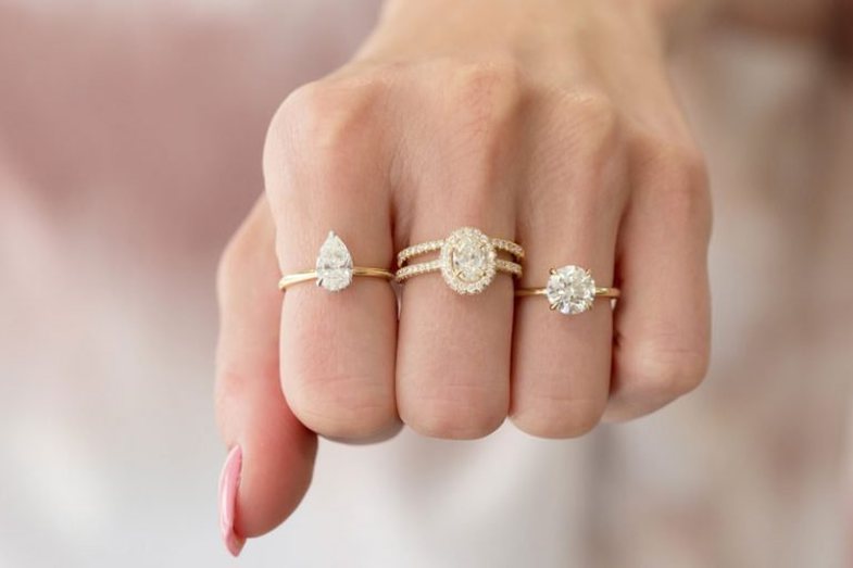 SIPAS SHENJËS SË HOROSKOPIT/ Je cilën unazë duhet t’ju propozojë i dashuri?