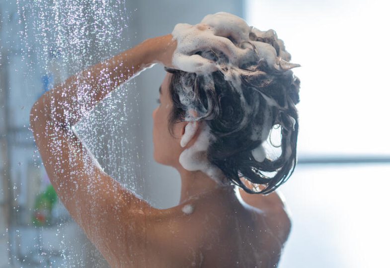VIDEO VIRALE/ A mos duhet ta përdorim balsamin e flokëve para shampos?