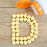 6 SHENJA paralajmëruese se ju mungon vitamina D!