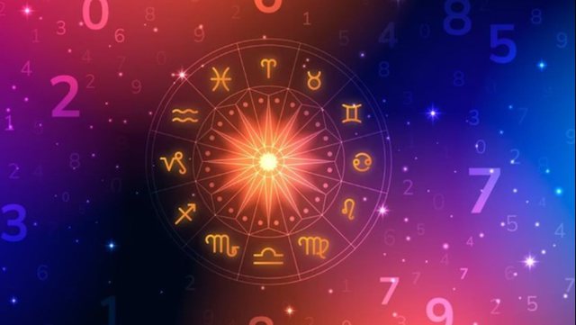 “KANË VETËBESIM”/ Zbuloni 3 shenjat e zodiakut që u duket vetja gjithmonë më lart se të tjerët