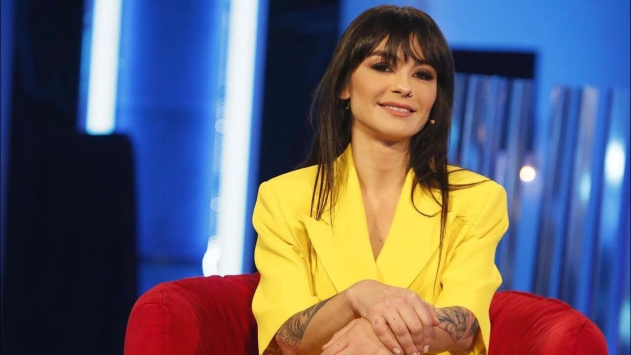 “DASHURI ME LIKE…”/ Zhaklin Lekatari: Gjenerata Z më pëlqen sepse…