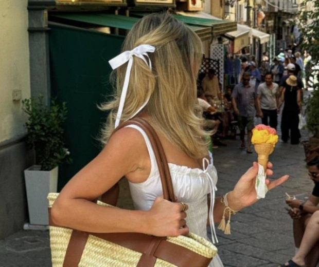 MË SHUMË SE I BUKUR/ Ky aksesor ju ndihmon në kujdesin ndaj flokëve