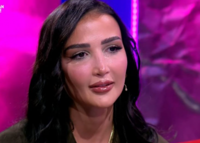 “NA DINTE TË VDEKUR”/ Xheneta Fetahu tregon mes lotësh takimin e parë pas 23 vitesh me nënën e saj