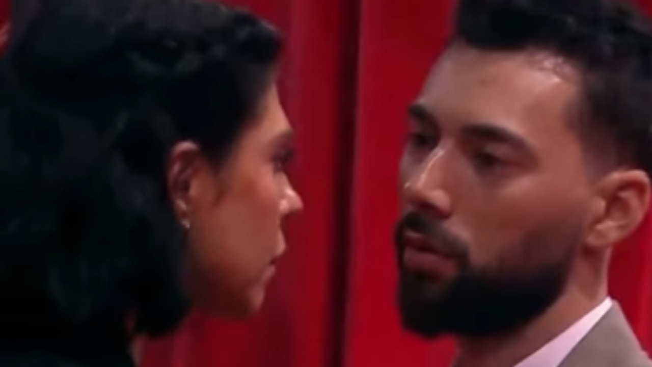 ERIK LLOSHI ËSHTË NDARË NGA BASHKËSHORTJA? Angelo: I kam studiuar të gjithë, ka deklaruar që…