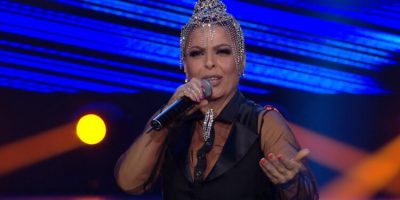 “BOJKOTONI KONCERTIN”/ Aurela Gaçe reagon pas linçimit nga protestuesit: Dyshoj se janë të pastra qëllimet tuaja…